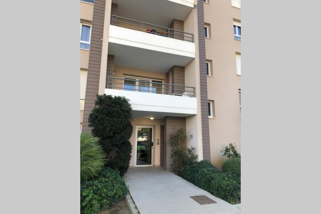 Joli T2 Recent 'Le Vivaldi' Apartment Ajaccio  Bagian luar foto